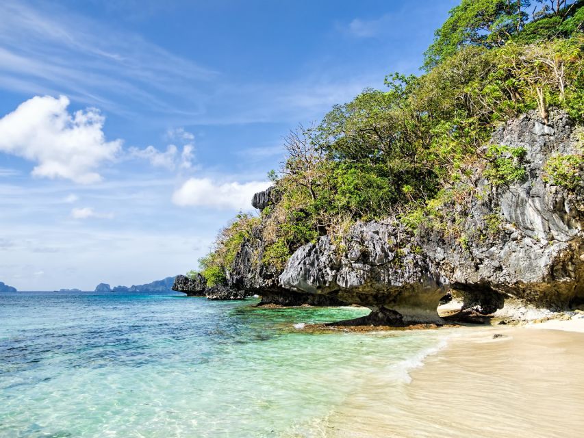 El Nido: Full-Day Premium Island Hopping Catamaran Cruise - Seasickness, weather, and other practical concerns