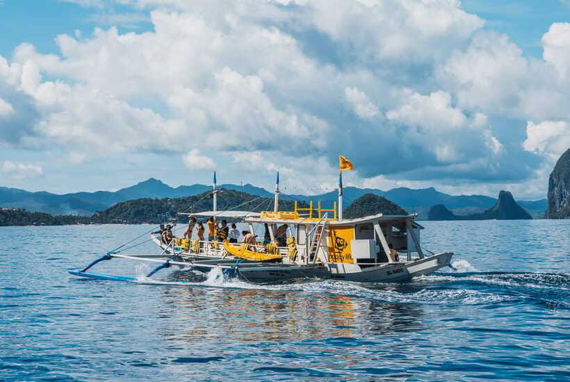 El Nido: Island Hopping Adventure by Haqqy Life - Two hours for lunch and swimming