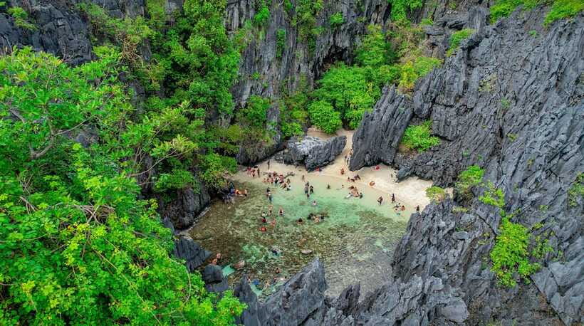 El Nido: Island Hopping and Snorkeling Private Boat Tour C - Star Beach closes the active part of the route
