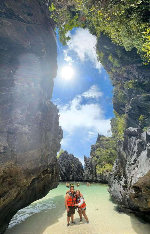El Nido: Island Hopping TOUR A with Lunch, Transfer & EDTF - Shimizu Island, lunch and easy water time