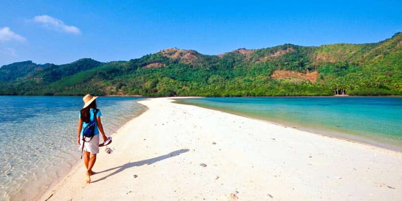 El Nido: Island Hopping Tour B Cudognong Cave & More - Cudugnon Cave and its wartime story