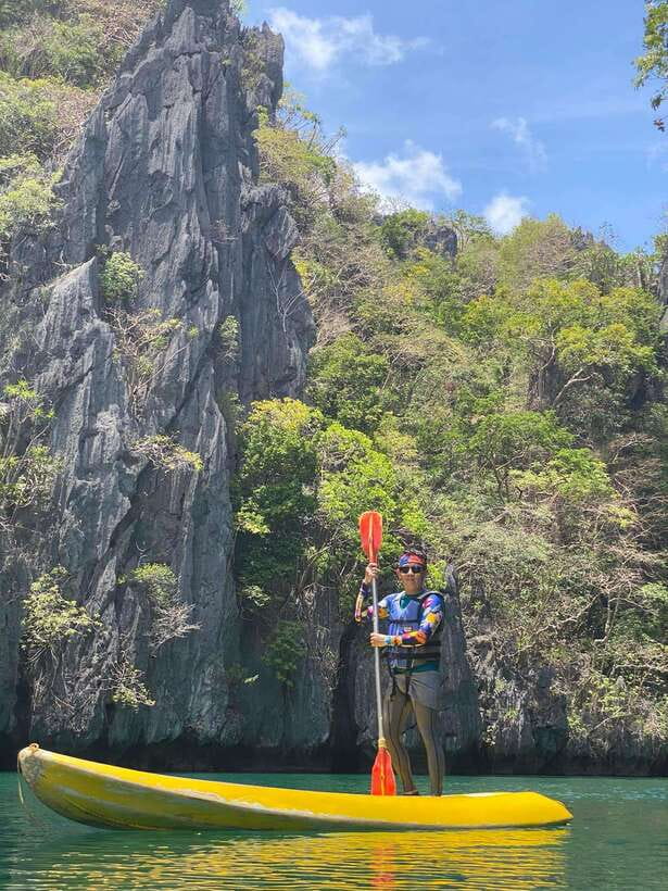 El Nido: Island Hopping Tour C with Lunch EDTF included - Hidden Beach, limestone walls, and kayak time