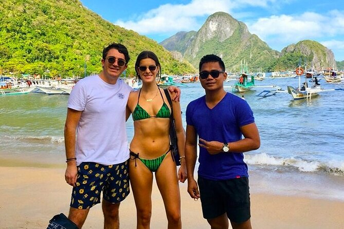 El Nido Palawan Private Tour C, with Lunch - Secret Beach requires an adventurous entrance