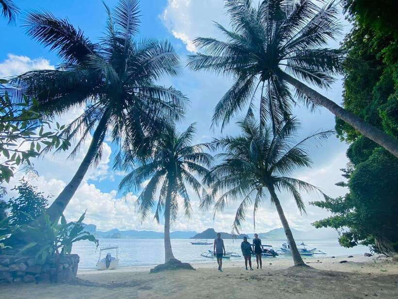 El Nido: Private Tour B with Snake Island and Caves - Is $27 good value for a private tour?
