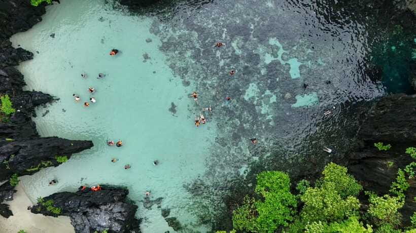 El Nido:Private Tour D with Highlights Small & Cadlao Lagoon - Small Lagoon, where the kayaking feels most enclosed