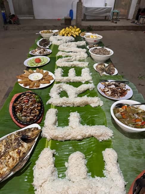 El Nido, Sibaltan: Family Dinner, Bonfire and Karaoke - A Saturday evening at Efrena Beach