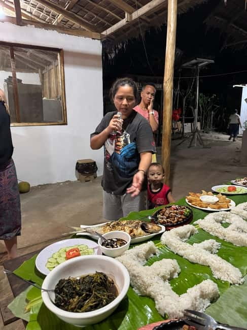 El Nido, Sibaltan: Family Dinner, Bonfire and Karaoke - Cultural dancing beside the fire