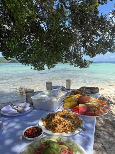 El Nido, Sibaltan: Private Snorkeling & Secret Islands Tour - The secret stops and the final reef