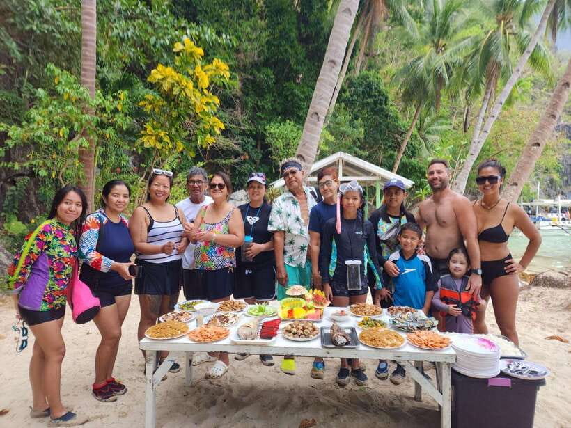 El Nido Tour A - What to wear and pack for eight hours