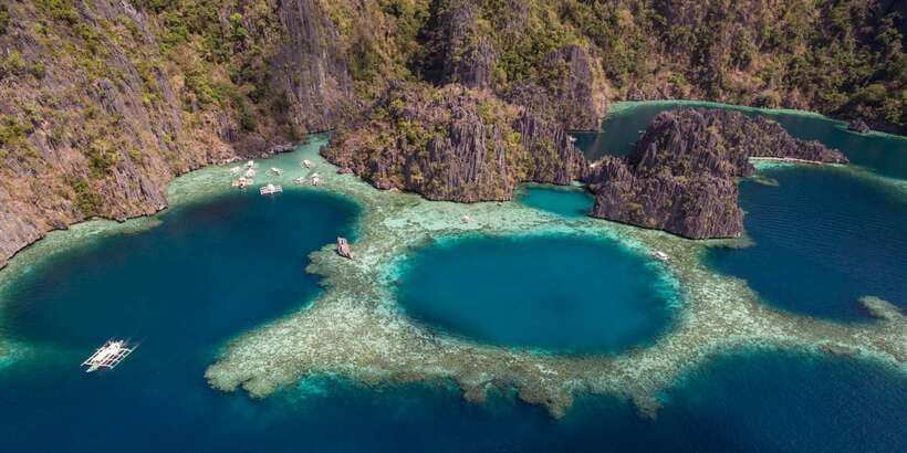 From Coron: Island Hopping Boat Day Trip with Buffet Lunch - Guide service and the private-group question