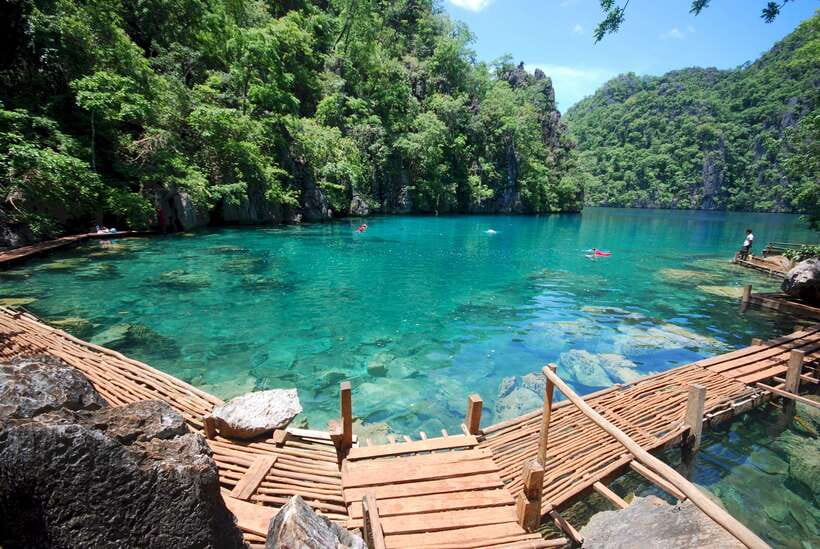 From Coron: Twin Lagoon and Skeleton Wreck Cruise with Lunch - Malcapuya Island and the First White Sand Break