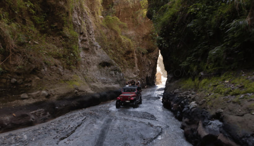 From Manila: Puning Hot Spring Day Trip - The road from Manila to Mount Pinatubo