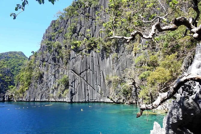 Full Day Coron Super Ultimate Tour - Barracuda Lake: a strong finish for active swimmers
