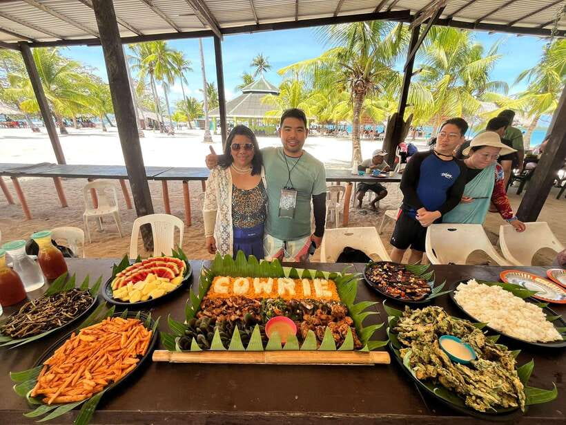Honda Bay Island: Island Tour with Lunch & Transfer - What the $54 Honda Bay tour really covers