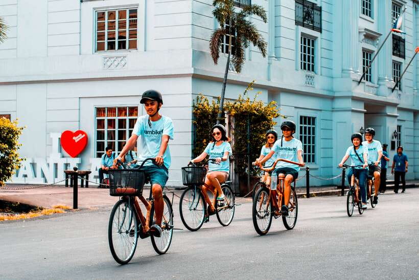 Intramuros, Manila: Historical Bamboo Bike Tour - Guides are the heart of the experience