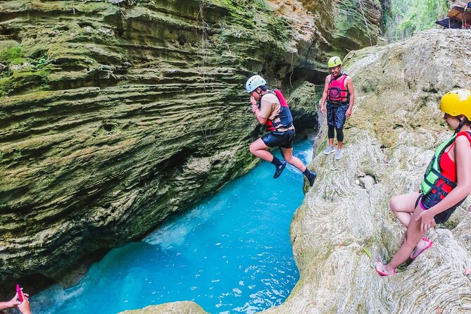 Kawasan Falls Canyoneering w/ Lunch & Transfers from Cebu City - Guides, photos, and the private format