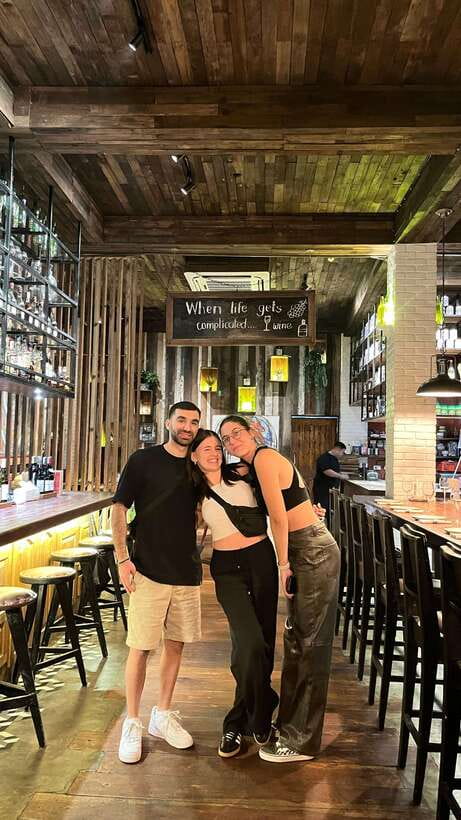Makati Bar Crawl - Hidden Bar, Speakeasy and Pub - Meeting Mari and Starting the Route