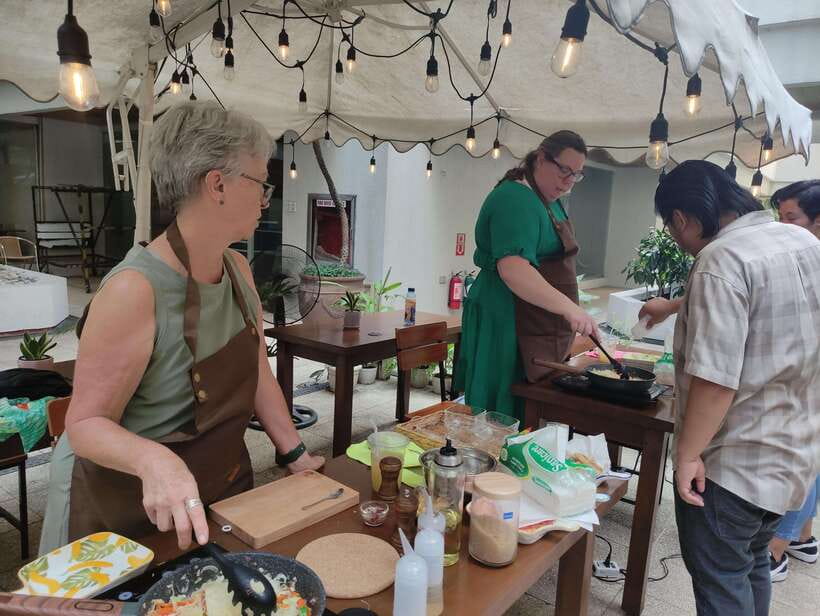 Makati: Hands on Manila Cooking Class - Starting with ingredients and Filipino food culture