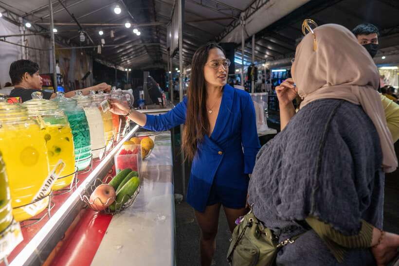 Makati: Street Food Experience with a Local Guide - Who gets the most from this Makati food walk