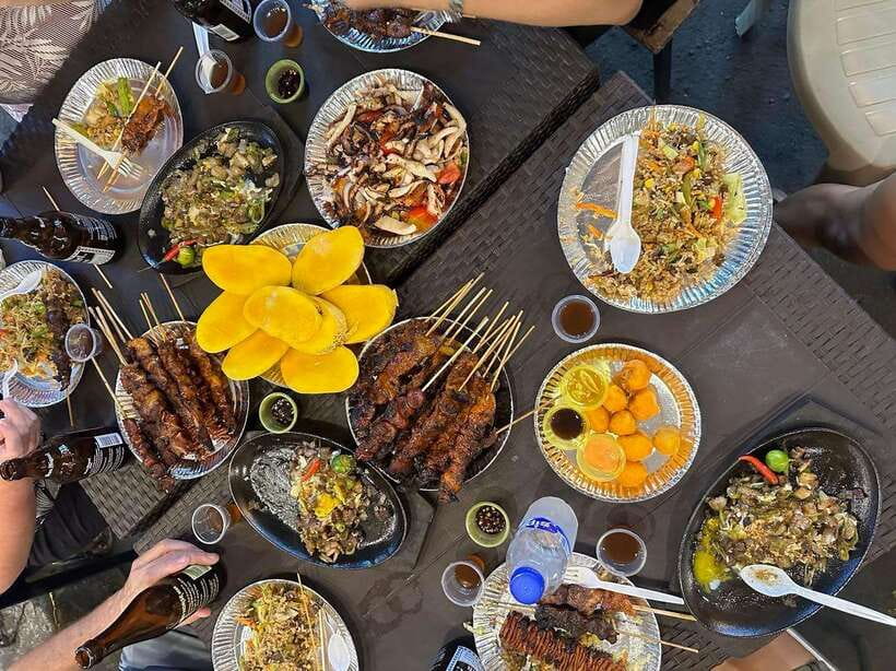Makati Street food Tour, End with a Rooftop City View - The rooftop finish at 360 degrees