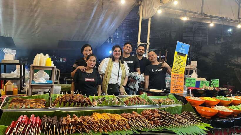 Makati Street food walking tour with Dinner - What the two-hour evening includes