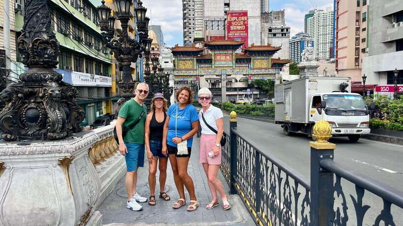 Manila: Binondo Chinatown Guided Walking Tour - Walking tour or tuk-tuk adventure?