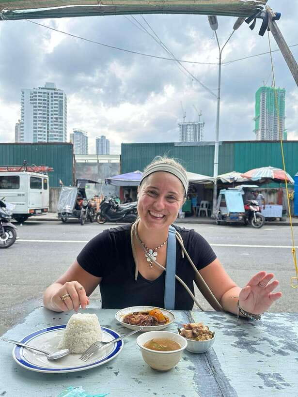 Manila Chinatown Food Tour Experience - Why the jeepney and tuk-tuk rides add value