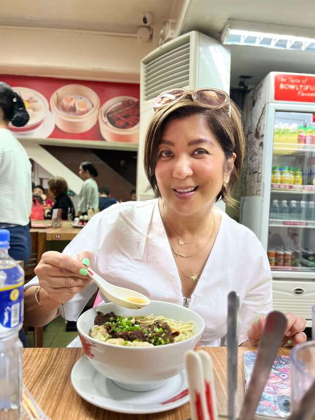 Manila Chinatown Food Tour with Local Guide - Walking through Binondo, Ongpin, and Quiapo
