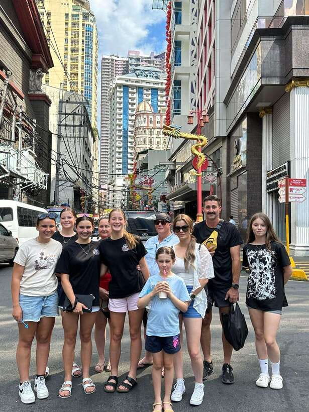 Manila Chinatown Hidden Gems with Venus - Ongpin Street, shops, and the taste of Binondo