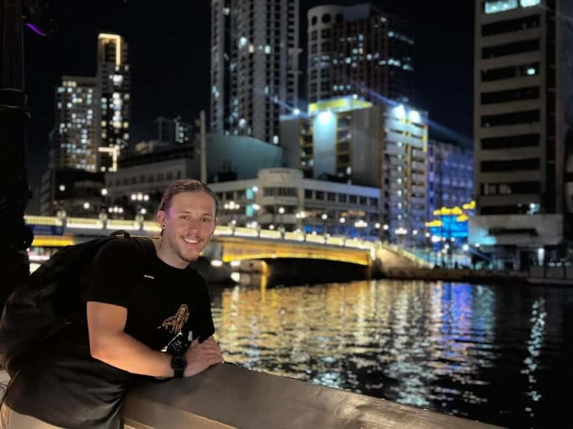 Manila: Chinatown Nighttime Tour by Tuk-Tuk - A quieter finish at the Pasig River Esplanade