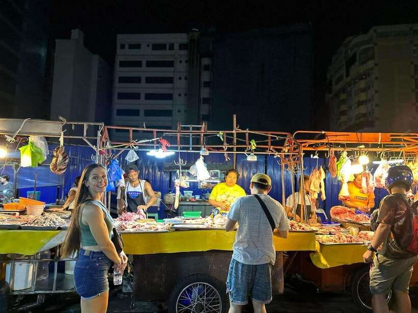 Manila: Chinatown Nighttime Tour by Tuk-Tuk - What the guides add