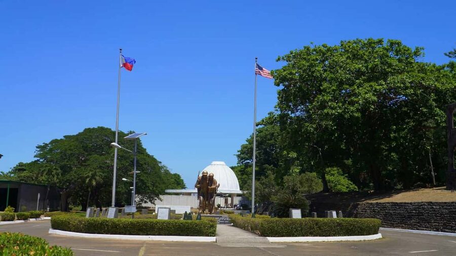 Manila: Corregidor Island Guided Tour w/Hotel Pick up & Drop - The Malinta Tunnel and wartime command
