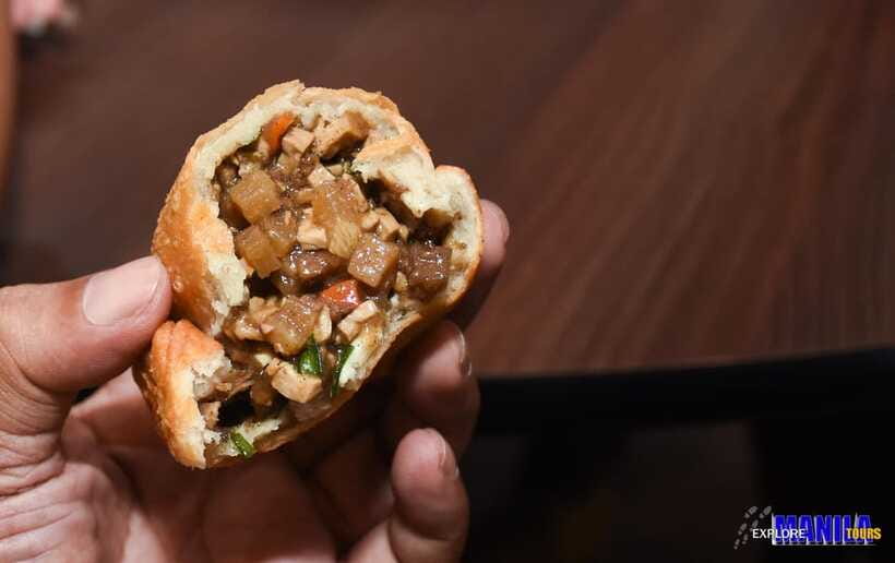 Manila: Guided Food Tour of Binondo with Tastings - Who should book, and who should think twice