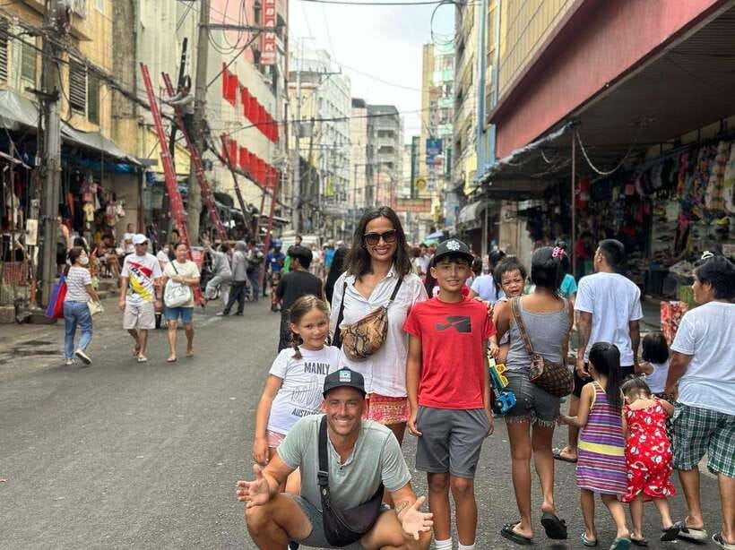 Manila: Hidden Gems Guided Tour - Backstreets and Manila’s older apartments