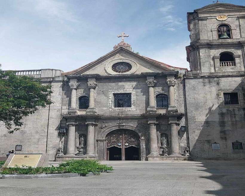 Manila: Intramuros Heritage Tour - San Agustin Church: the oldest stone church