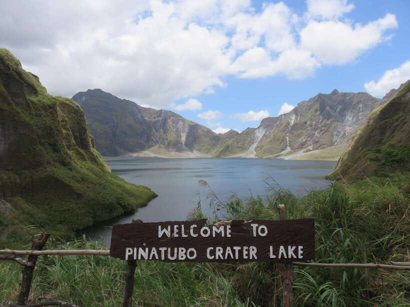 Manila: Mount Pinatubo 4X4 & Hiking Trip - The Manila Meeting Point at 11:00 PM