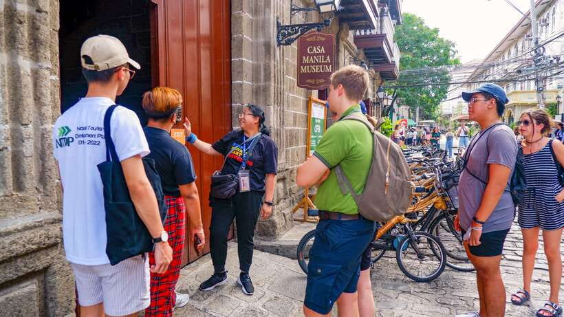 Manila: Sightseeing and Food Walking Tour with Tastings - Booking details worth knowing