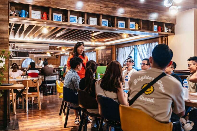 Manila: Street Food and Drinks Walking Tour with Tastings - Who should book, and who should pass