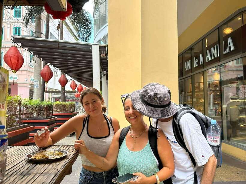Manila Street Food and Drinks with Tuktuk Experience - What the food stops tell you about Filipino eating