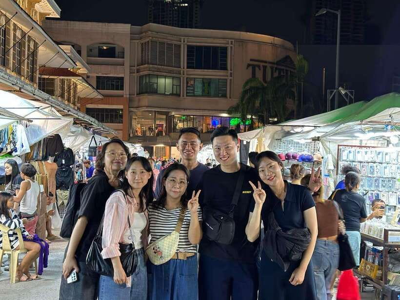 Manila Street food and Night Market Tour - Binondo Chinatown: Filipino food with Chinese roots