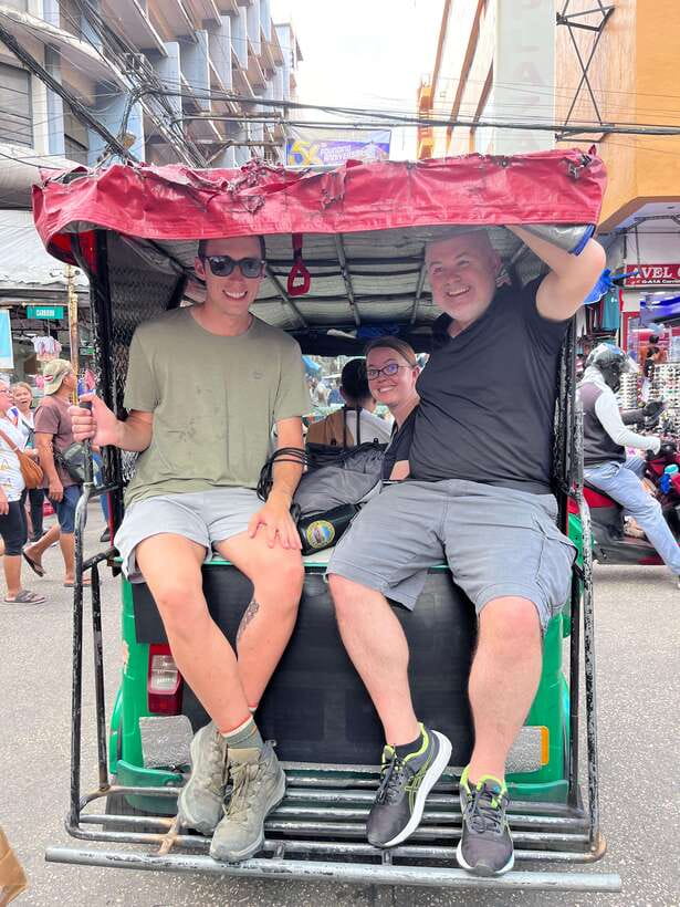 Manila Tuk-Tuk Adventure Hop-in and Hop-Off - A close-up introduction to Manila by tuk-tuk