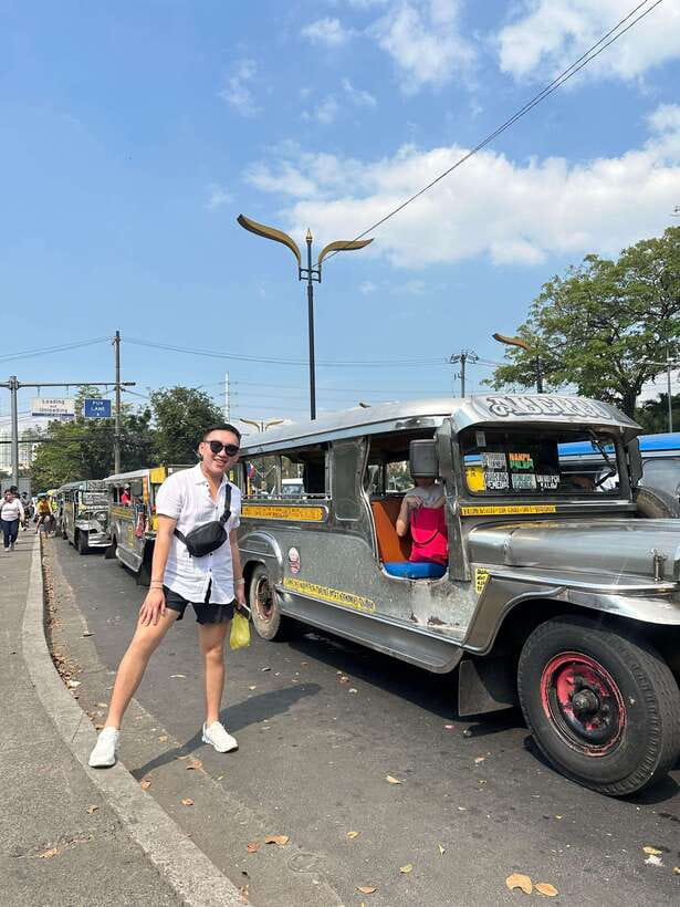 Manila Tuktuk and Jeepney Ride Guided Tour - Divisoria and Tutuban markets
