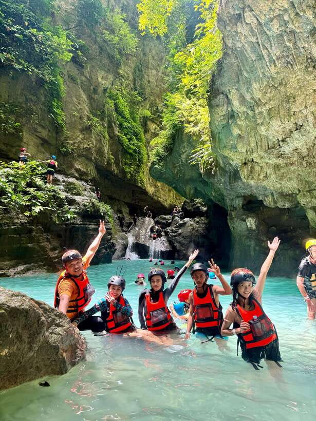 Moalboal: Kawasan Canyoneering with Lunch & Free Transfers - Key points to know before booking