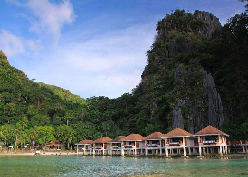 Mystic Shores: El Nido Tour B Adventure - Snake Island and its temporary sandbar