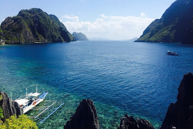 Off the Beaten Path Private Tour El Nido (Sibaltan) - One boat, several El Nido routes