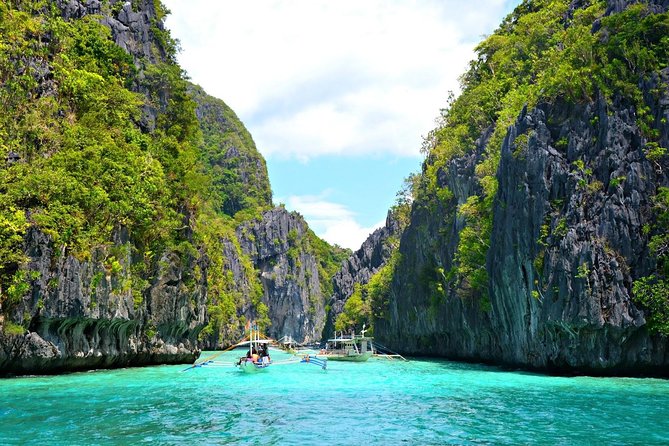 Off the Beaten Path Private Tour El Nido (Sibaltan) - The island stops: variety over a fixed route