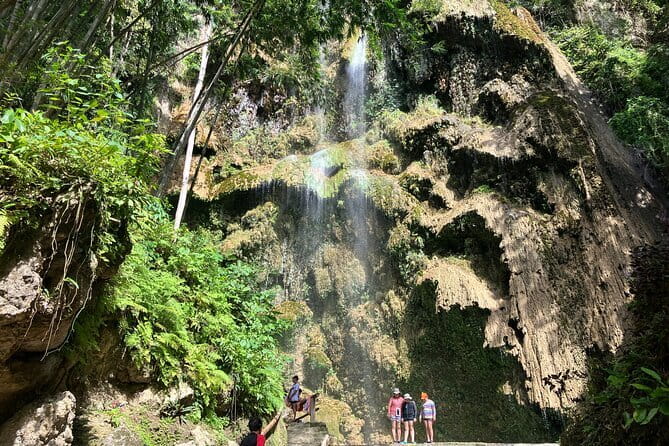 Oslob Whale Shark & Tumalog Waterfalls & Sumilon Sandbar - Waiting at BCD’s Place before the whale sharks