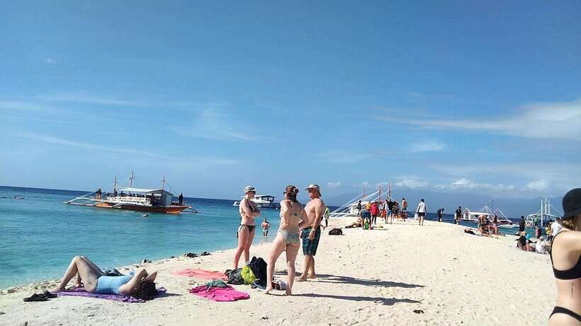 Oslob: Whaleshark Swimming, Tumalog Falls & Sumilon Island - What to bring for a smoother day