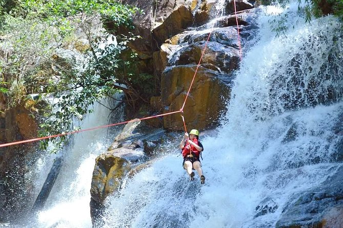 Osmeña Peak & Badian Canyoneering with Kawasan Falls Tour Package - Osmeña Peak: a short hike with a big payoff