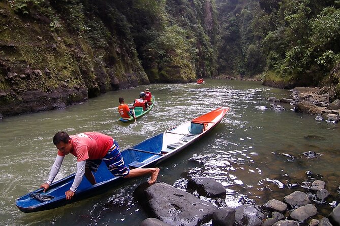 Pagsanjan Falls Adventure from Manila - Pagsanjan Gorge and the ride upstream
